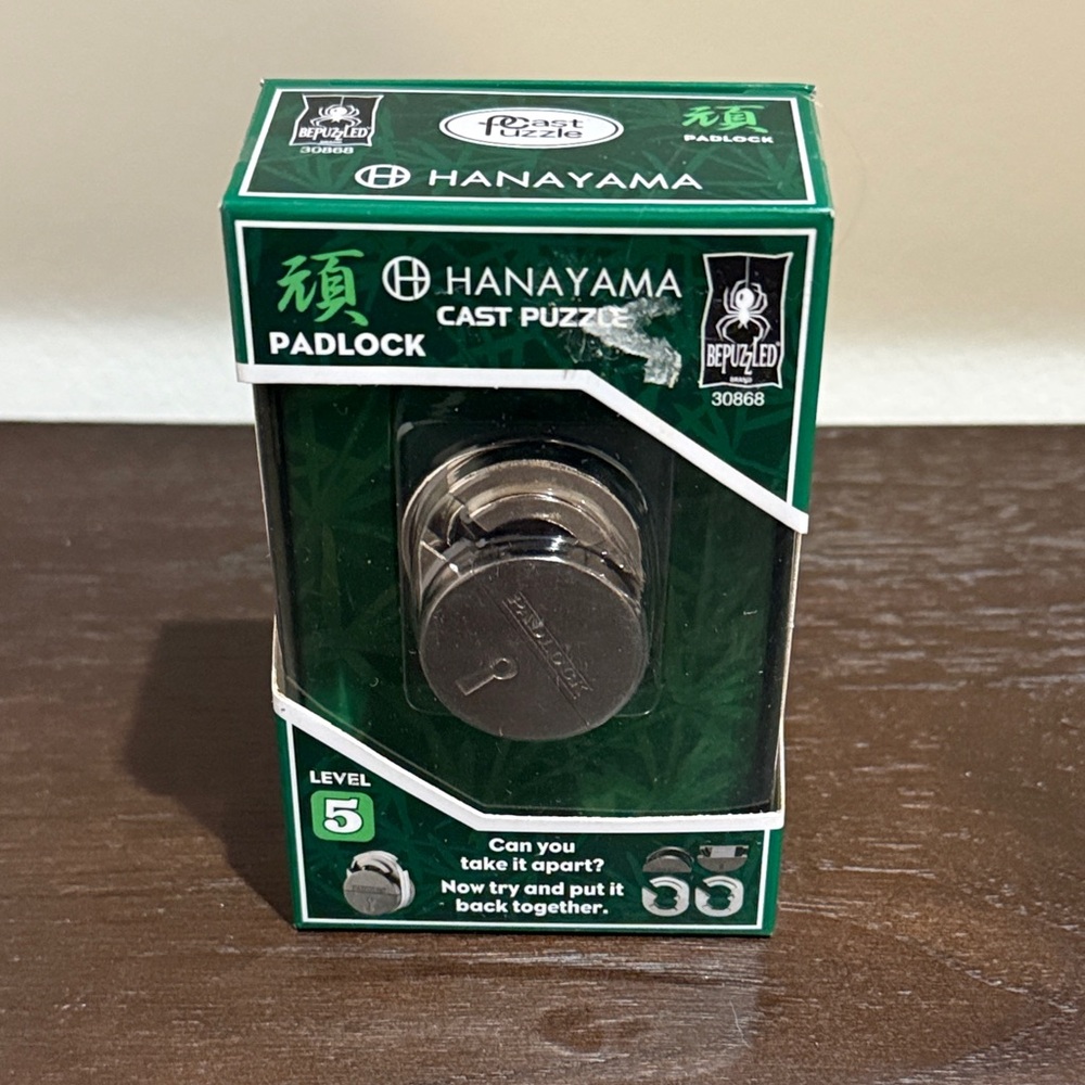 NEW. Hanayama Cast Puzzle Padlock. 12+ Level 5 Difficulty! - Picture 2 of 7